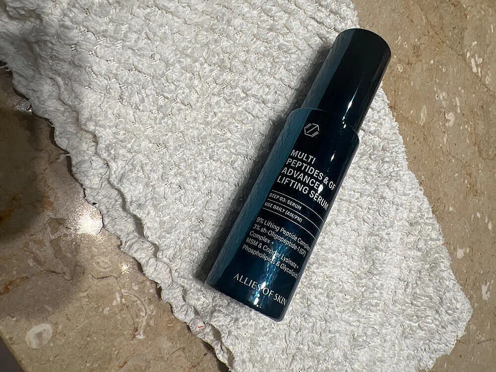 Allies of Skin Multi Peptides & GF Advanced Lifting Serum løftende