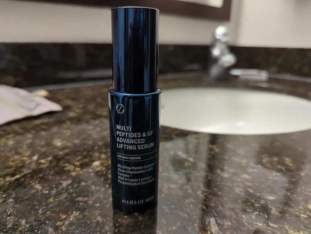 Allies of Skin Multi Peptides & GF Advanced Lifting Serum løftende