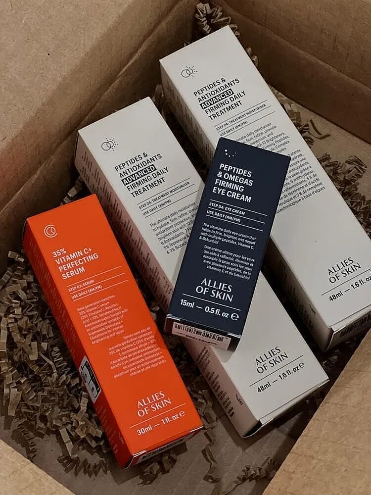Allies of Skin Peptides & Omegas Firming øjencreme opstrammende