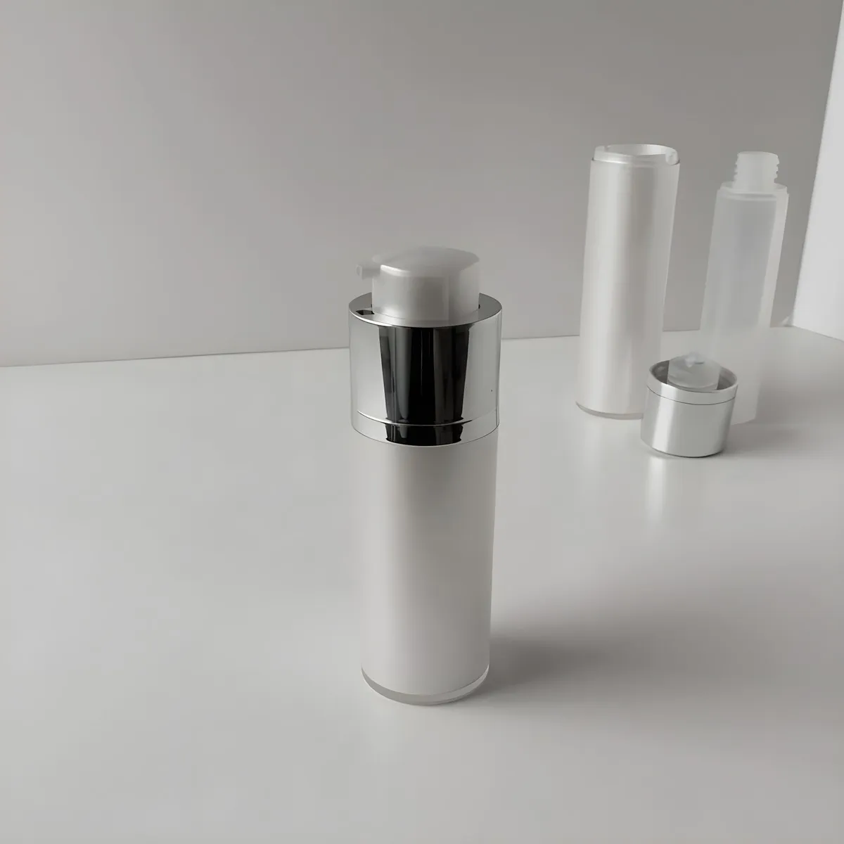 Hedenhus.dk 50 ml slangeløs pumpeflaske skjult pumpe