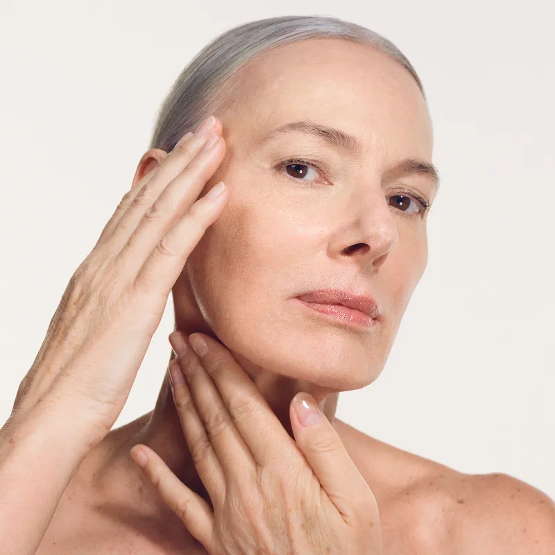 Dr. Emi Arpa Youthful Radiance hudplejesæt med retinal