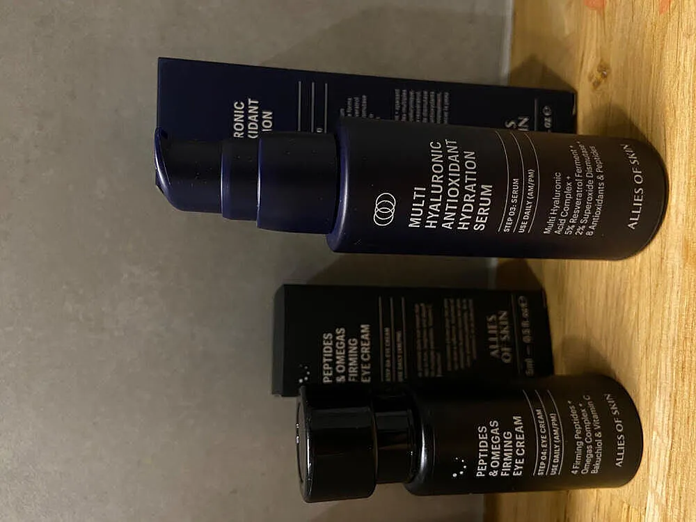 Allies of Skin Peptides & Omegas Firming øjencreme opstrammende
